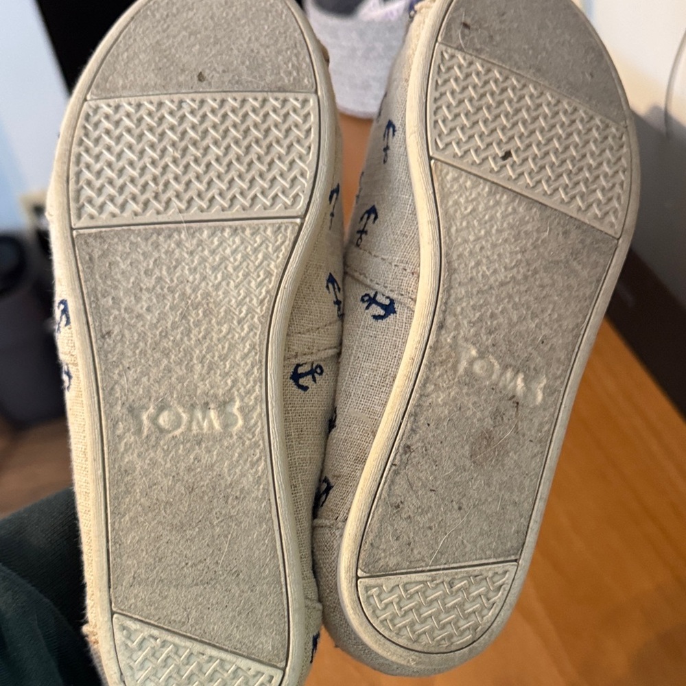 Toms Nautical Anchor Print Slip-Ons in Blue and Cream - Picture 3 of 3